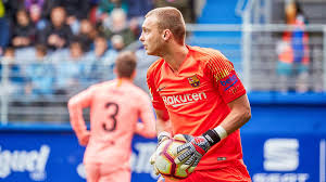 Our longtime manager fermin fernandez's son jesus fernandez was murdered friday afternoon in wichita. Mercato Mercato Barcelone La Mise Au Point De Jasper Cillessen Sur Son Avenir