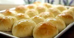 Des Petits Pains Chauds Qui Sortent Du Four C Est La Definition Du Paradis Ca Non Food Food And Drink Food Lover