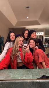 Besties In 2020 Girl Celebrities Friend Photoshoot Celebrities