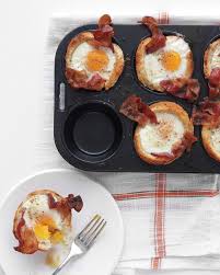 Bacon Egg And Toast Cups Recipe Recipe Food Recipes Breakfast