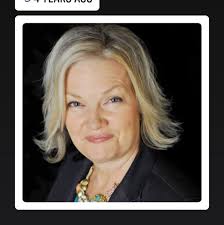 Where to find free parking in Kailua Kona for a museum visit?