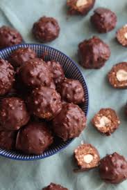 Boules D Energie Facon Rocher Praline Boules Energie Petit Dejeuner Enfant Boule Chocolat
