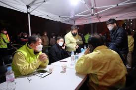 조금 전 발생한 화재 소식부터 전하겠습니다. Dcy8obojillylm