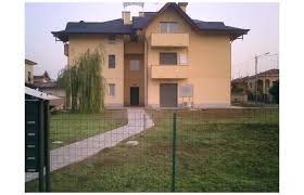 Appartamento sito in via arconti a gallarate, zona cedrate, proponiamo appartamento duplex, disposto su due livelli completamente arredato di tre locali e servizi, cos composto: Privato Affitta Appartamento Affittasi Bilocale Arredato 60mq Annunci Gallarate Varese Rif 162898