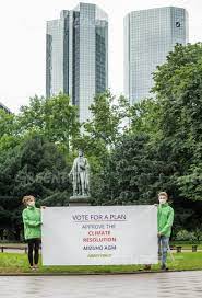 Hrb87794 amtsgericht frankfurt am main. Greenpeace Mizuho Protest In Bank District Of Frankfurt