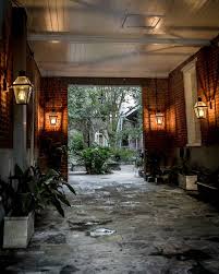 4 118 Likes 78 Comments Valerie Esparza New Orleans Nola Val On Instagram French Quarter Courtyard In 2020 New Orleans Architecture Creole Cottage Courtyard