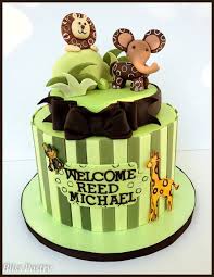 Safari Animal Baby Shower Animal Cakes Baby Shower Cakes Animal Baby Shower Cake Guide des animaux de safari en afrique le buffle est un mammifère herbivore ruminant de la famille des bovidés. pinterest
