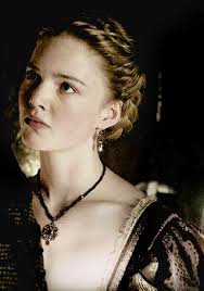 See more ideas about holliday grainger, lucrezia borgia, the borgias. Holliday Grainger Gifs Page 3 Wifflegif