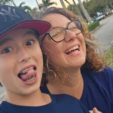 Diana Gural's Instagram, Twitter & Facebook