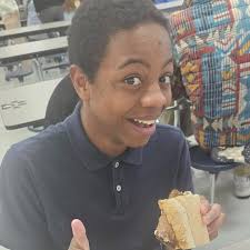 Last week, LPPS School Food Services(LA) celebrated Louisiana Lunch Week  with a variety of freshly made local favorites—Roast Beef & Gravy Po'boys  🥖, gumbo 🍲, and king cake! 🎉 Students had a