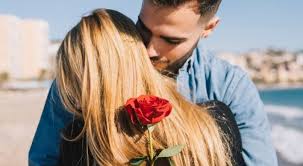 Como é o abraço de um homem apaixonado? Aprenda a identificar se ele te ama