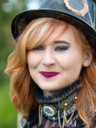 Date of post: 17 August 2021 > from outdoor portrait sessions in natural  light © Von Tai Photography, South Africa Canon 5D Mark III