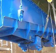 Vibrating Conveyors / Electro Magnetic & Electro Mechanical