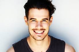 Liam Hall : biographie, carrière et filmographie