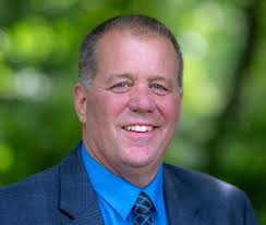 Incumbents and Challengers Offer Sharply Different Views of County  Performance