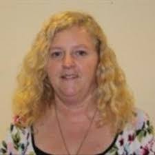 Vicki Phipps's Instagram, Twitter & Facebook