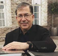 Ilene Whitlock's Instagram, Twitter & Facebook