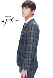 Two Su Aes One Mask Dramabeans Deconstructing Korean Dramas And Kpop Culture Mask Korean Drama Korean Drama Korean Celebrities