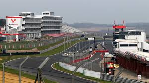 Taxi, bus and shuttle service. Freiwilliger Marshall Starb Nach Dem Vorfall In Brands Hatch