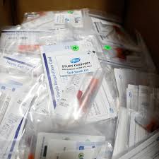 Like pfizer's vaccine, moderna's delivers messenger rna, or mrna, which is a genetic recipe for making a piece of the spikes that sit atop the coronavirus. Coronavirus Vaccine Pfizer Says It Won T Seek Authorization Before Mid November The New York Times