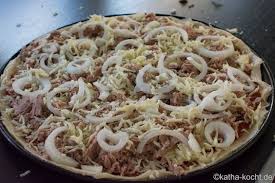 Site Search Discovery Powered By Ai Pizza Rezept Pizza Tonno Lecker Pizza