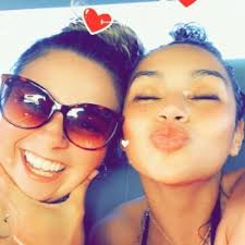 Marcella Peacock 🦚 (@marcellamegan94)