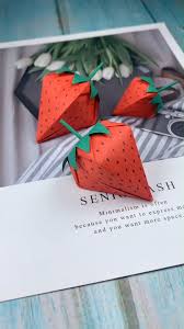 Diy Paper Strawberry Video In 2020 Paper Crafts Paper Crafts Origami Paper Crafts Diy Tutorials