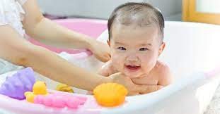 Wenn das baby hustet sind viele eltern schnell beunruhigt. Rituale Beim Zu Bett Gehen Mit Baby Eltern Und Saugling