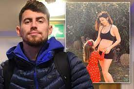He was delighted and she's. Die Stimme Ist Catherine Harding Schwanger Mit Chelsea Fussballer Jorginho S Baby Aktuelle Boulevard Nachrichten Und Fotogalerien Zu Stars Sternchen