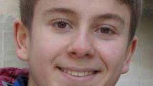 Le 18 mars 2015, lucas, un jeune adolescent âgé de 15 ans et demi partait à pied, un sac sur le dos, de sa maison tous les scénarios sont ouverts, explique nathalie tronche, appelant toutes les. Nhc3vegncjrl2m