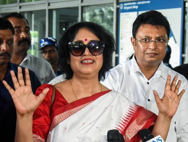 Author Taslima Nasrin returns to Kolkata after 19 years, welcomed by BJP - The Hindu