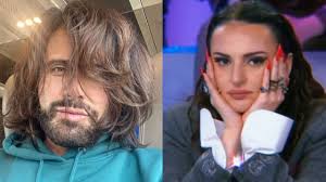 Giudizio pesante quello di karina cascella su valentina persia, attualmente impegnata come naufraga all'isola dei famosi 2021. Arisa E Andrea Di Carlo Sono Tornati Insieme E Ufficiale Lei Conferma