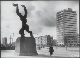 Afbeeldingsresultaat voor dineke van es verwoeste steden