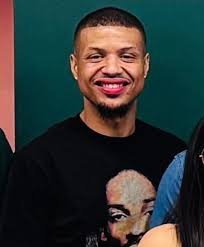 Are there many members under 40 in the group?