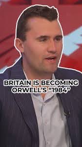 Marge Gee's Instagram, Twitter & Facebook