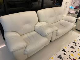 Pesta promo ini hadir sebagai penyelamat bagi kamu pejuang akhir bulan. Urgent Ikea Full Leather 2 Seaters Imported Sofa White Color Home Furniture Furniture On Carousell