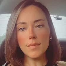 Kylie Yapp's Instagram, Twitter & Facebook