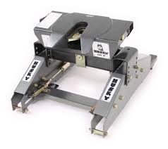 What makes a hitch more important is it divides the weight to create a more stable and secure. Fifth Wheel Hitches Husky Fifth Wheel Ht31318 32042 Fifth Wheel Hitch Custom Trailers Truck Camping