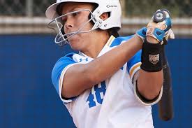 Bruins notch a pair of homers as no. 3 Ucla Softball Tops Boston U 10 2 Faces 16 19 Ohio State And Lbsu Bruins Nation