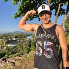 Stream Kayden Echols music