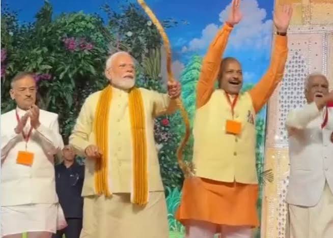 दशहरा समारोह में बोले PM मोदी,'मां भारती के दुश्मनों को पहचानना होगा उन्हें हराना होगा' – सूर्या समाचार