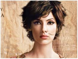 The best styles for short hairstyles for women with very thin hair. What Are The Problems Faced By Indian Women With Short Hair Quora