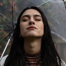 Amanda Victoria's Instagram, Twitter & Facebook