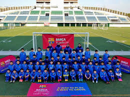 Former barça president sandro rosell recently met with joan laporta, and asked him to not stand for the presidential elections. I4wri4rymfizrm