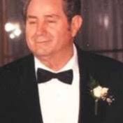 Elizabeth Tufano's Instagram, Twitter & Facebook