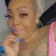 Lana Caldwell's Instagram, Twitter & Facebook