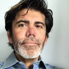 Twenty-five Data Storytelling students formed eight groups to collaborate  during the semester to produce a multimedia project based