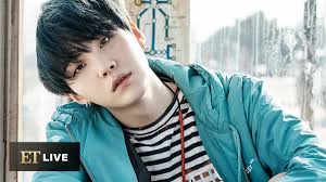 Lee hi originally sang the guide vocals for . Bts 039 Suga Teamed Up With Lee Sora And Epik High S Tablo For The Dreamy Bopsongrequest And The Boys Of Couldn 039 T B Entertainment Tonigh Scoopnest