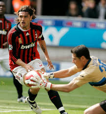 Mide 1.86 mts y pesa 83 kg. Daniel Paolo Und Cesare Maldini Bei Der Ac Mailand 1000 Spiele Fur Die Rossoneri Der Spiegel
