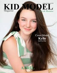 So excited Leah made the cover this month of April's Top 50 Kid Model  Magazine!!! Thank you for the feature! 💕